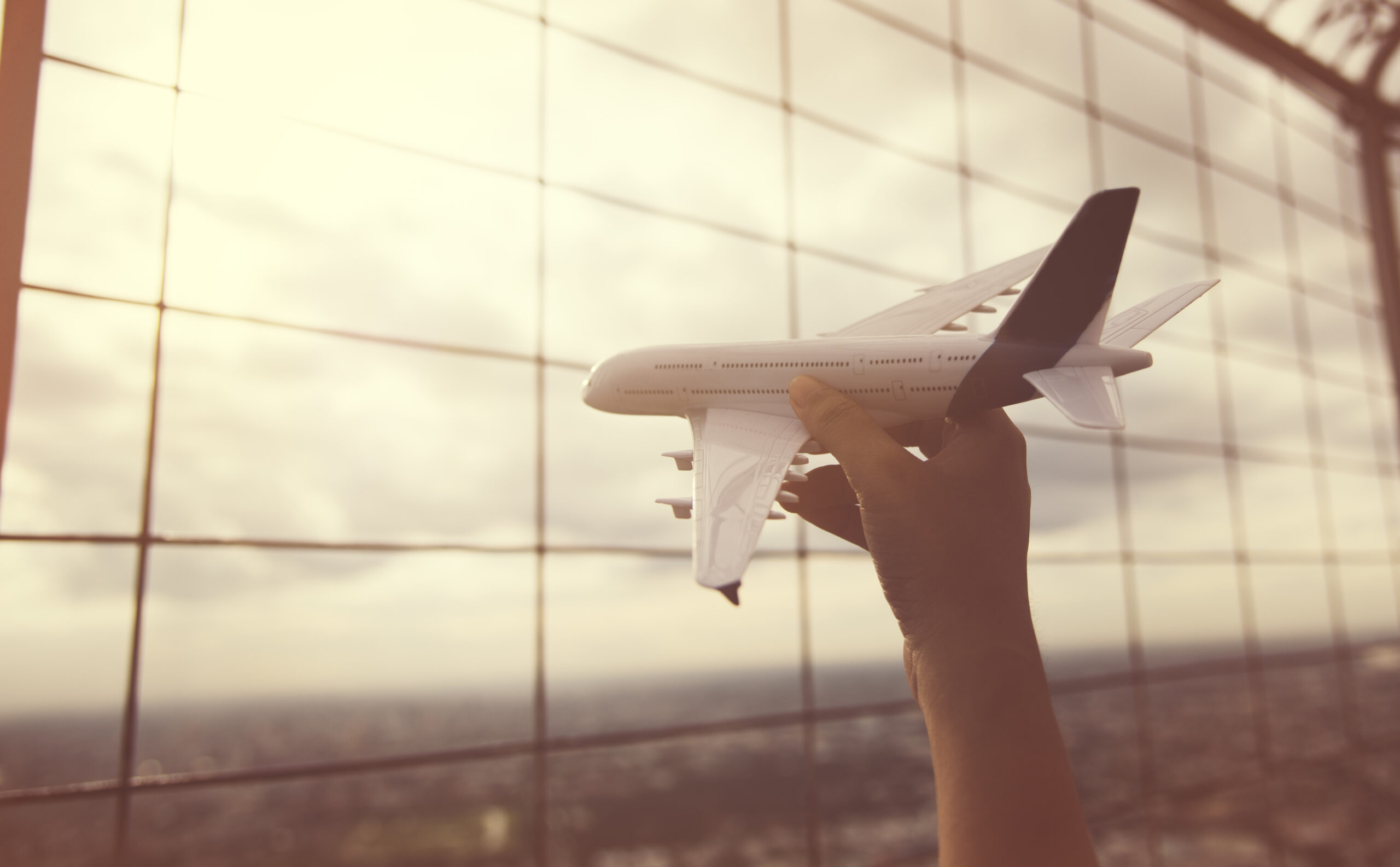 ARINC 830 vs Other Avionics Communication Standards - A Comparative Analysis 3 ARINC 830 vs Other Avionics Communication Standards - A Comparative Analysis