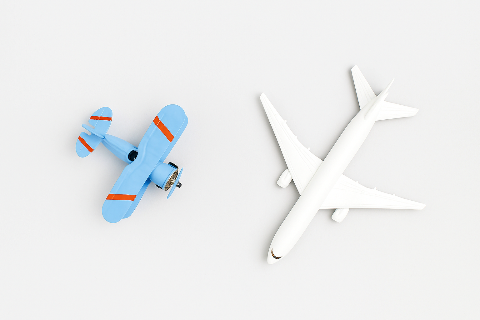 ARINC 830 and Its Role in Next-Generation Aircraft Connectivity 2 ARINC 830 and Its Role in Next-Generation Aircraft Connectivity